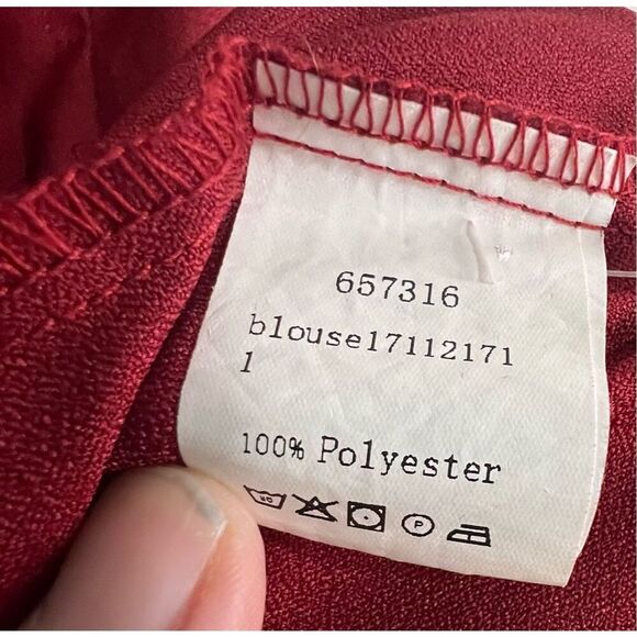 SHEIN Maroon Professional Lightweight Scalloped Short Sleeve Blouse - Picture 6 of 6